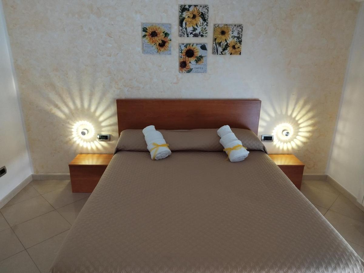 Il Girasole Del Centro Storico Villa Алкамо Екстериор снимка